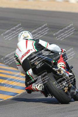 media/Feb-04-2023-SoCal Trackdays (Sat) [[8a776bf2c3]]/Turn 10 Backside (1010am)/